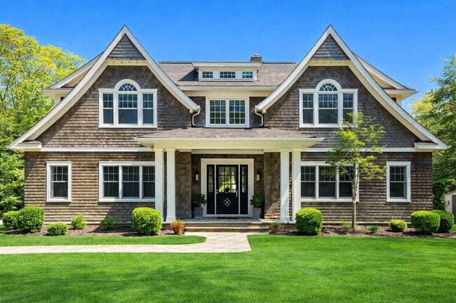 Photo - 22 E Woods Path