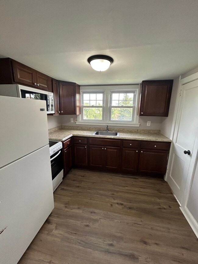 334 Durham Rd Unit 4