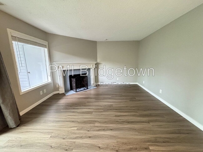 Building Photo - 14575 SW Walker Rd Unit B12