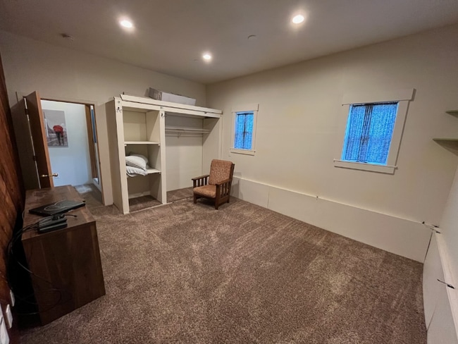 Photo - 29410 NE Wilsonville Rd Unidad Apt