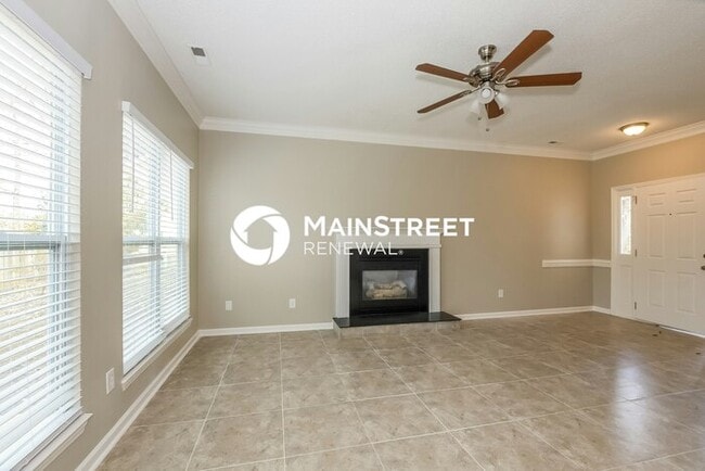 Photo - 3 Bedroom Pet-Friendly Home in Charlotte, NC with Main Street Renewal