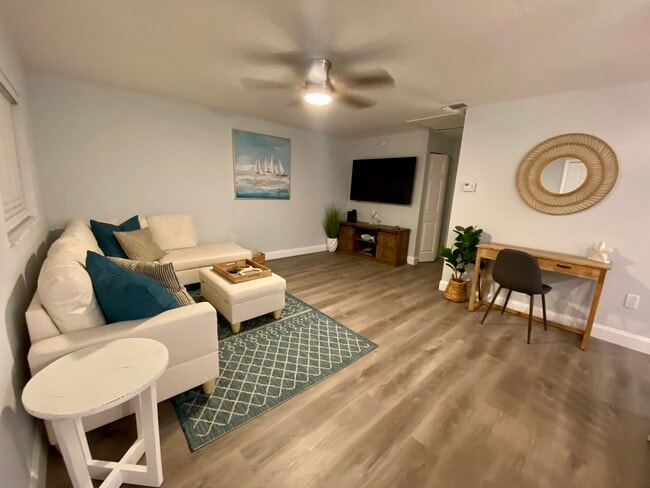 Photo - 299 E Central Blvd