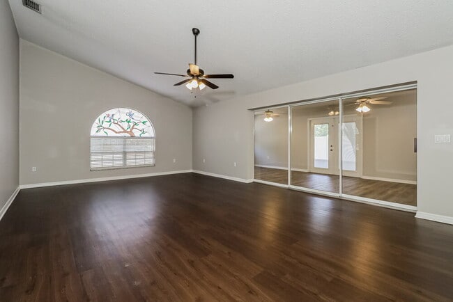 Photo - 4654 Murcross Ln