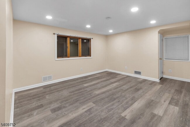 Photo - 2604 Parkway Ave