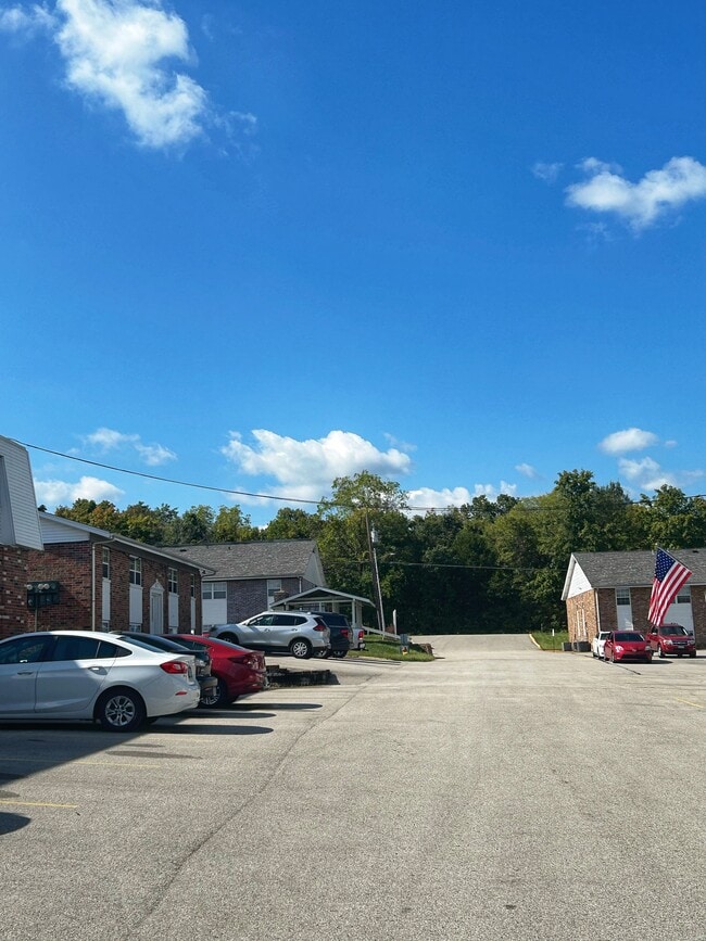 Gravois Point Apartments