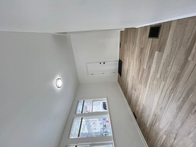 Photo - 4537 S Hermitage Ave