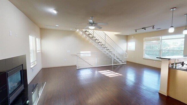 Photo - 2606 Wilson St Unit 1001