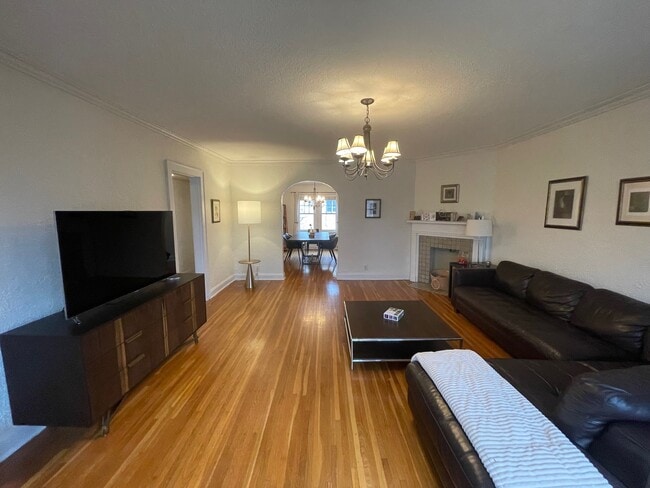 Photo - 2229 Coventry Rd Unit 3