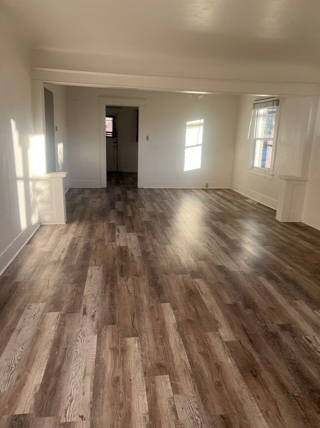 Photo - Charming 2 bed 1 bath close to UNR