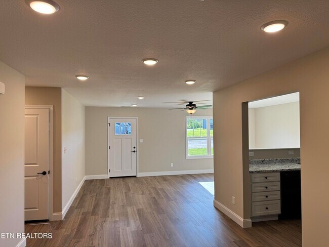 Photo - 10620 Rather Rd