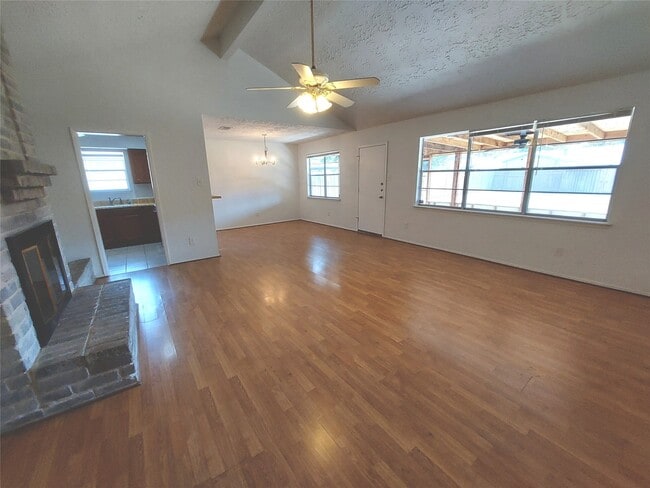 Photo - 8222 Forest Point Dr