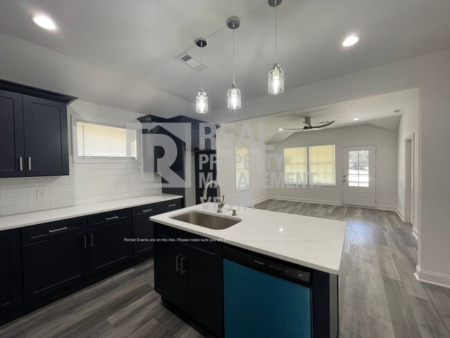 Photo - 2349 Berthadale Ave