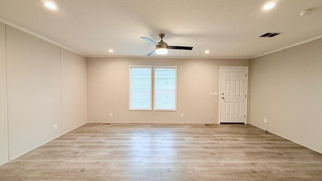 Photo - 29647 Erie Ct