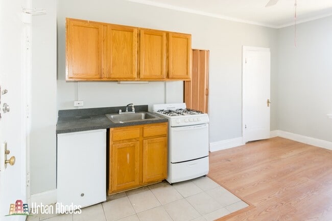 Photo - 3836 N Fremont Unit A07C