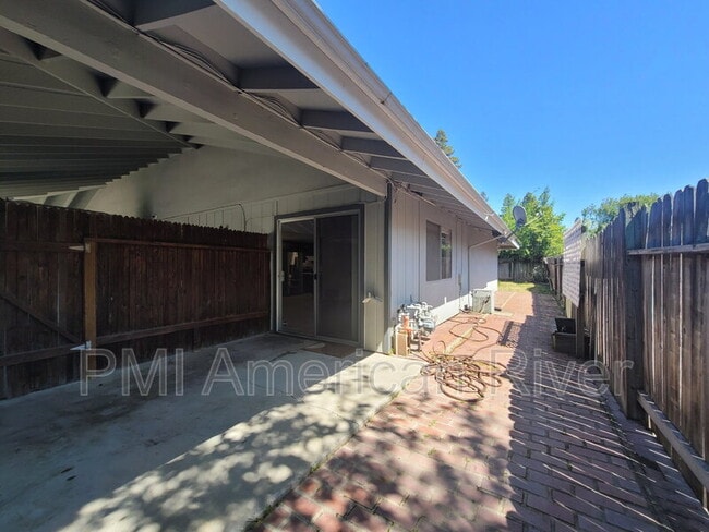 Photo - 3028 Olive Glen Ct
