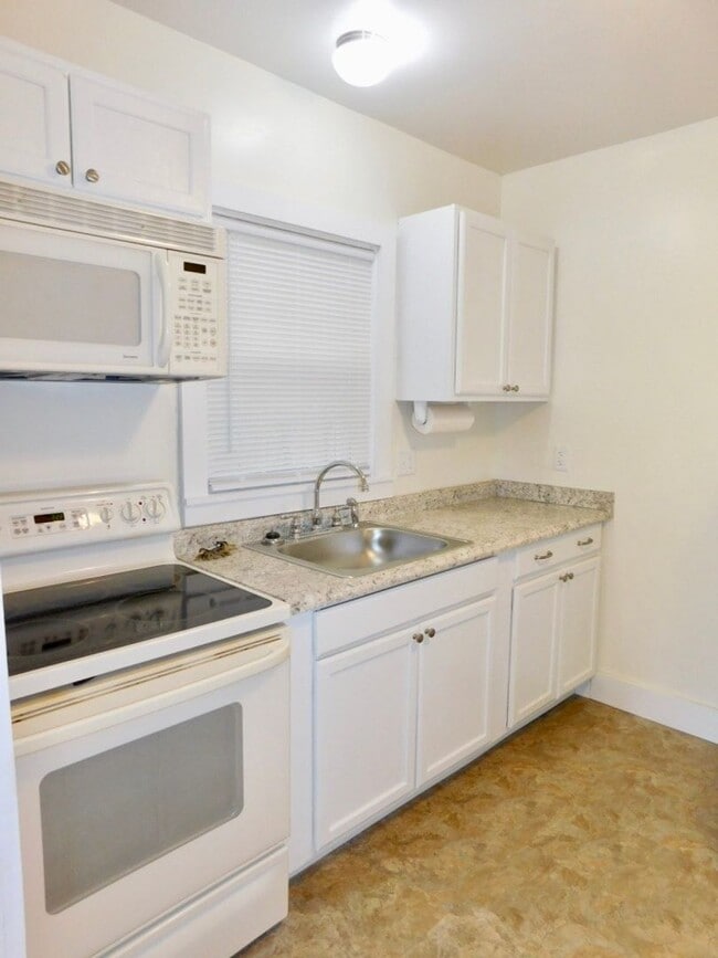 331 Glenwood Court, Petersburg Rental House Rental in Petersburg, VA