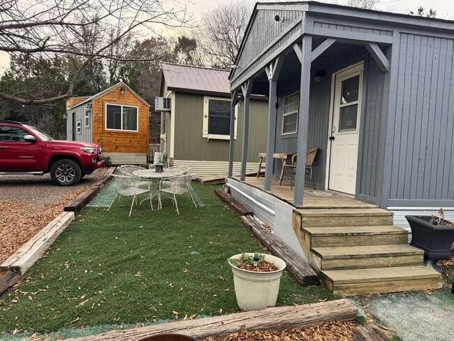 Photo - 132 Alma St Unidad B