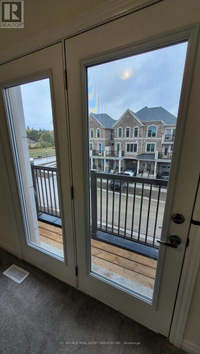 Photo - 31 Thomas Frisby Jr Cres