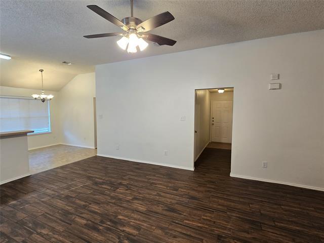 Photo - 616 Sawyer Dr