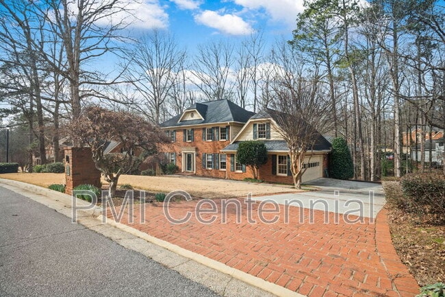 Photo - 2645 Wilshire Terrace