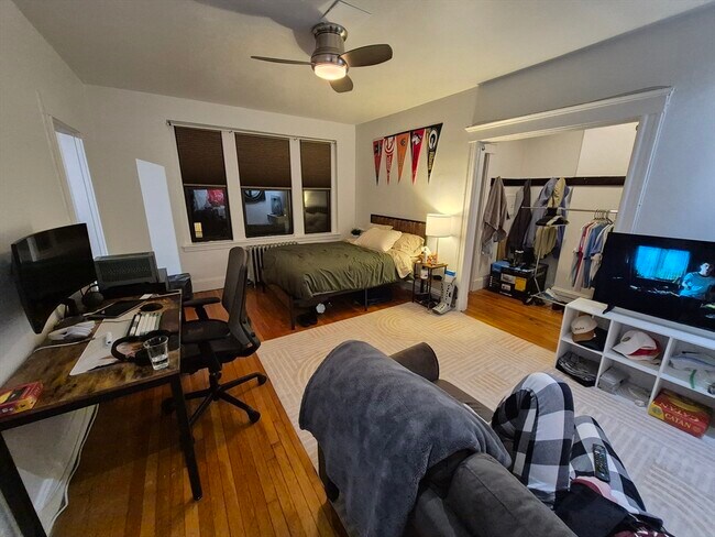 Photo - 62 Queensberry St Unit 309