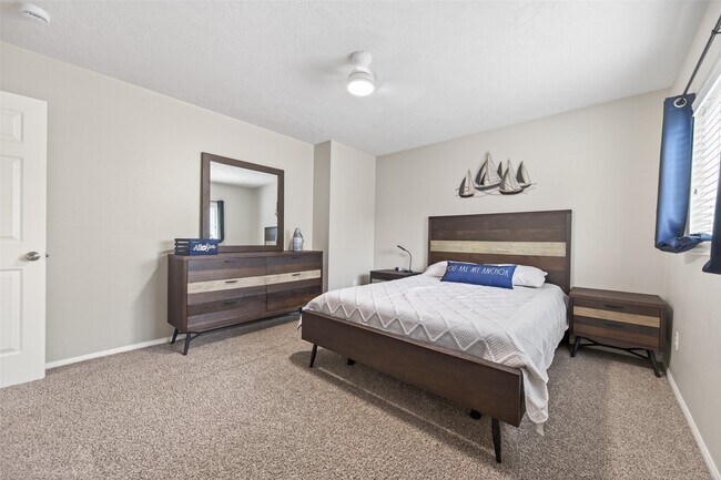 Photo - 155 E Concord Valley Cir