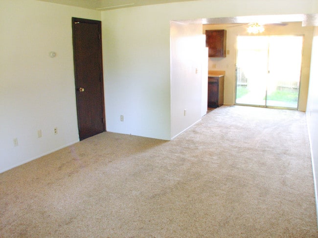 College Park Apartments