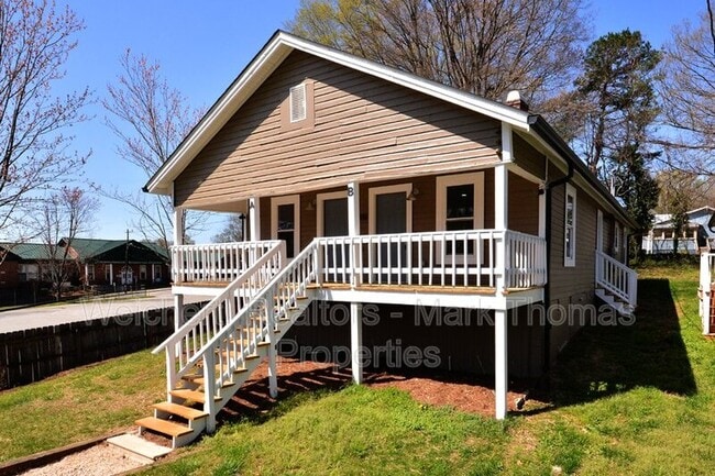 Building Photo - 1032 Cornell St Unit 1032-A Cornell