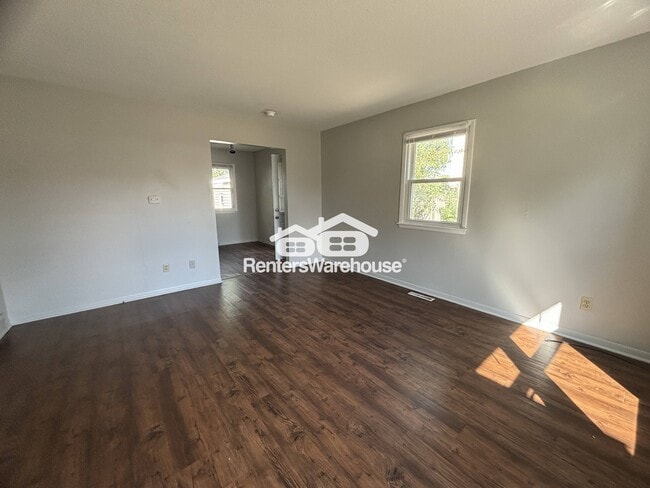 Photo - 4807 NW Aurora Ave.