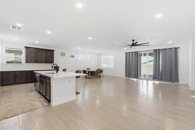 Photo - 4650 Gilbert Ln