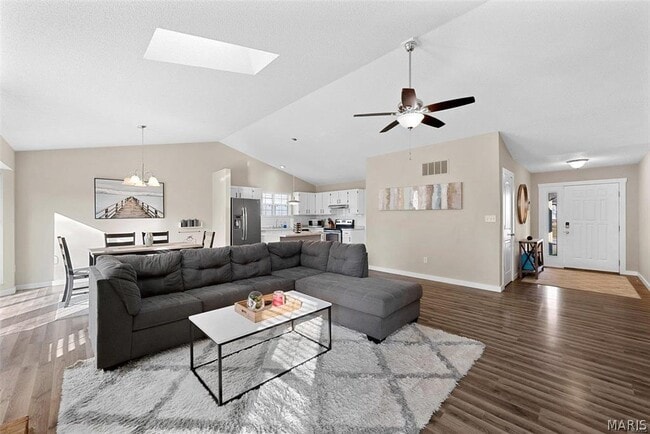 Photo - 202 Oxford Ave