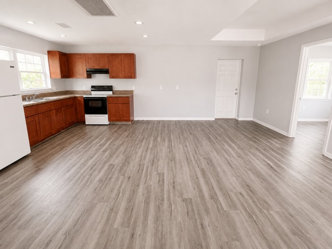 Photo - Spacious 4BR/1BA Dade City Home with Huge Backyard!