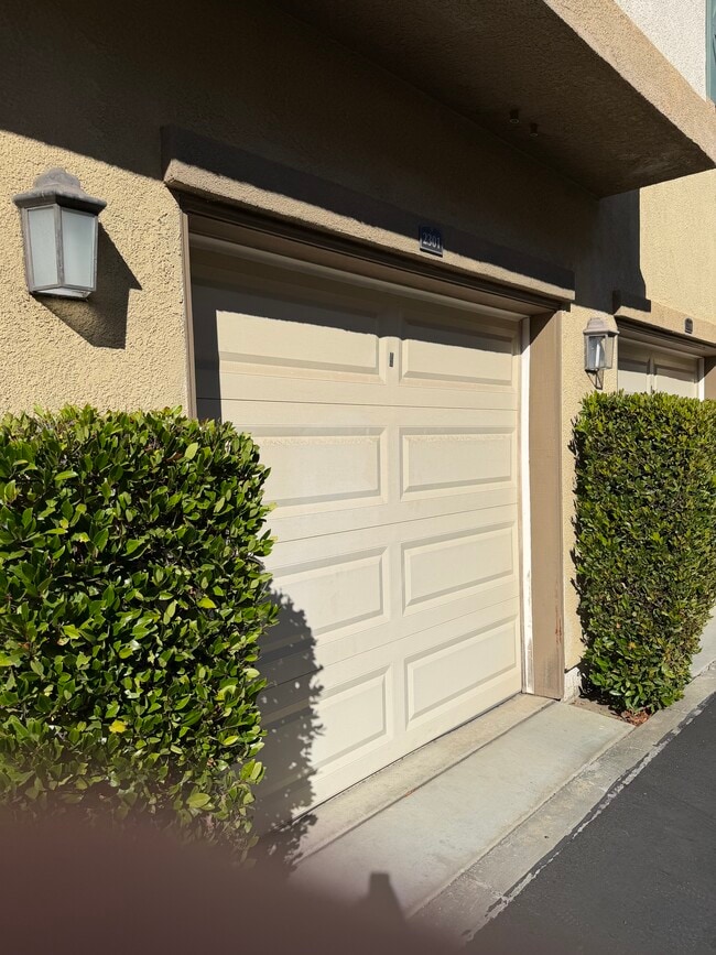 Building Photo - 26466 Arboretum Way Unit 26466 Arboretum Way #2301