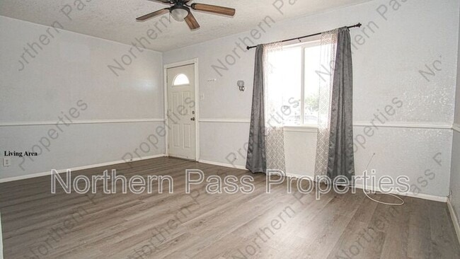 Photo - 9538 Roanoke Dr