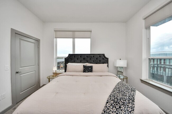 Photo - 1111 Shepherd Dr Unit SI FL4-ID1604374P