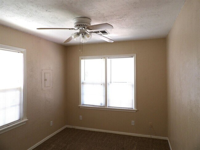 Photo - 207 NW 13th St Unit A