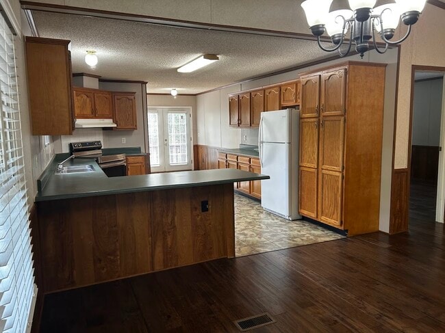 Photo - 176 Ware Trl