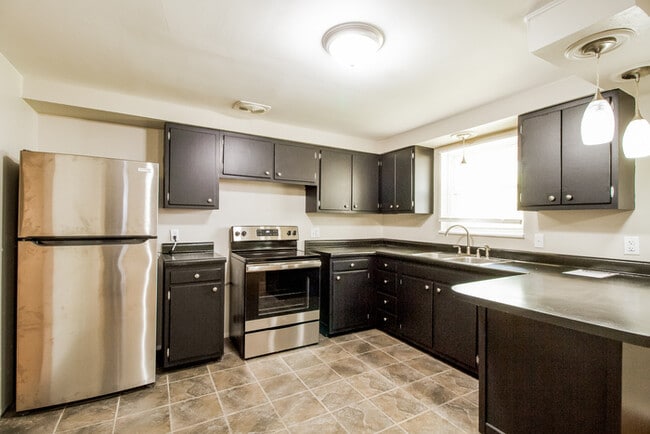 Photo - 1706 W Loveland Ave