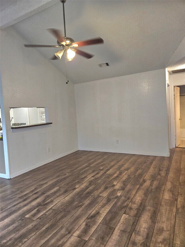 Photo - 10810 Parkland Woods Dr