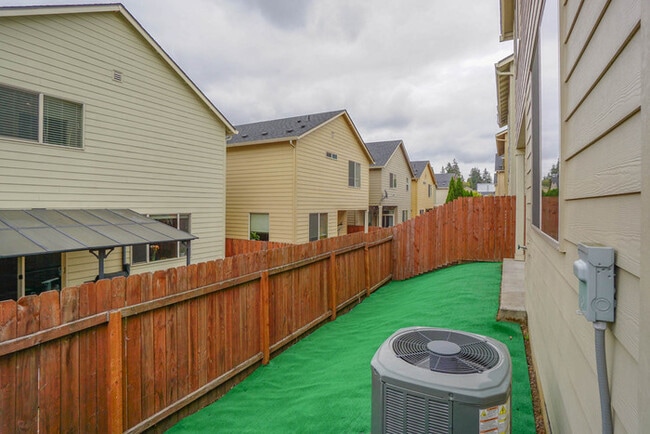BEAUTIFUL FOUR BEDROOM HOME IN HAZEL DELL