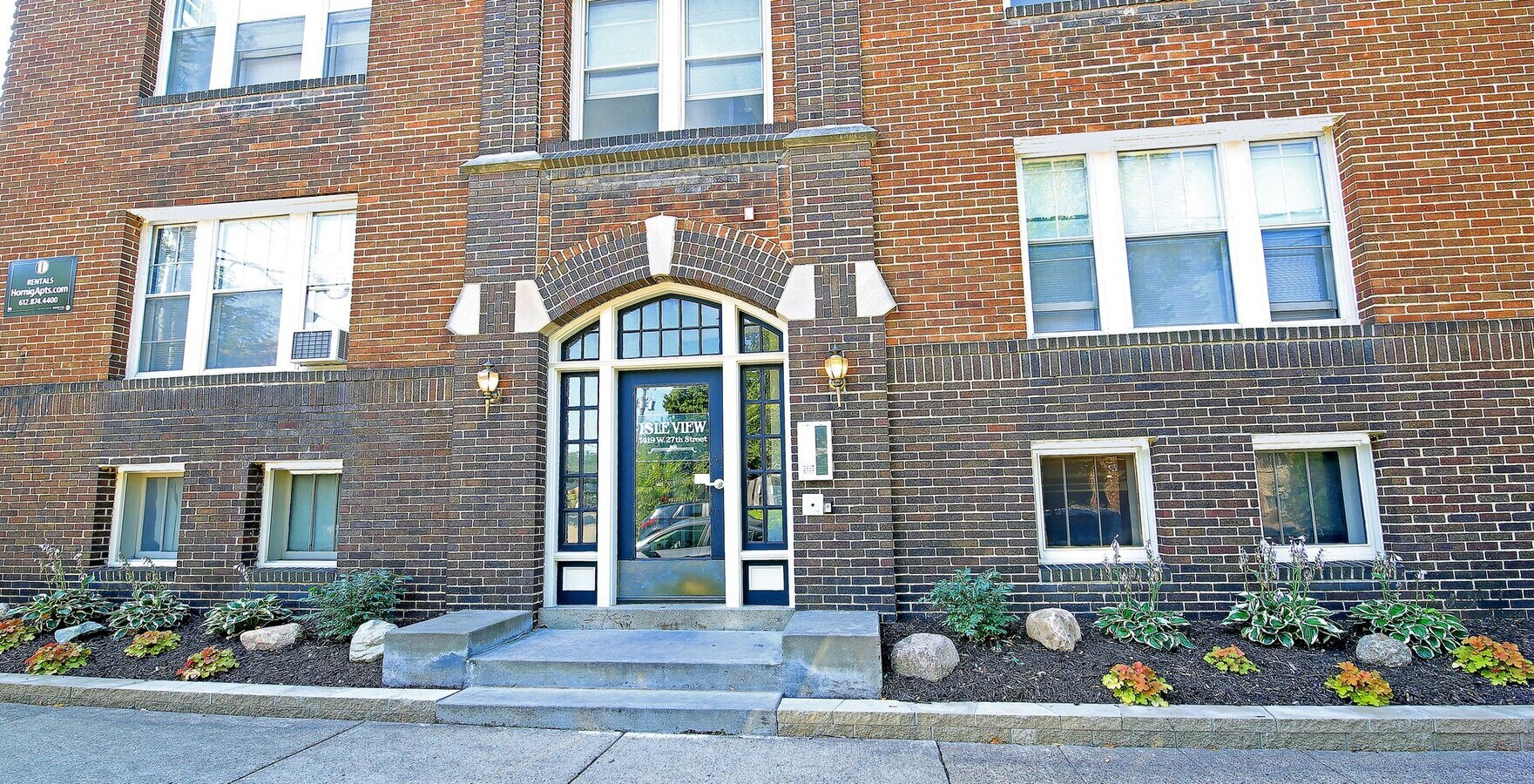 1419 West 27th St - 1419 West 27th St