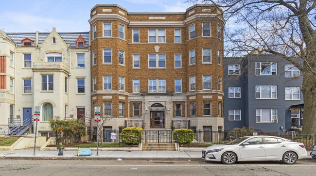 Photo - 2535 13th St NW