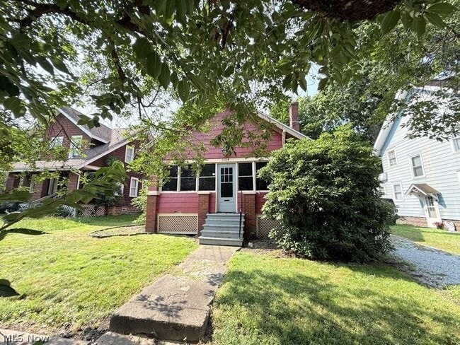 Photo - 1504 Preston Ave