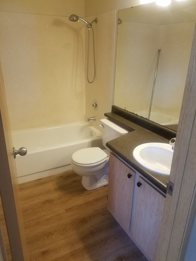 Photo - Watermarke Apts.