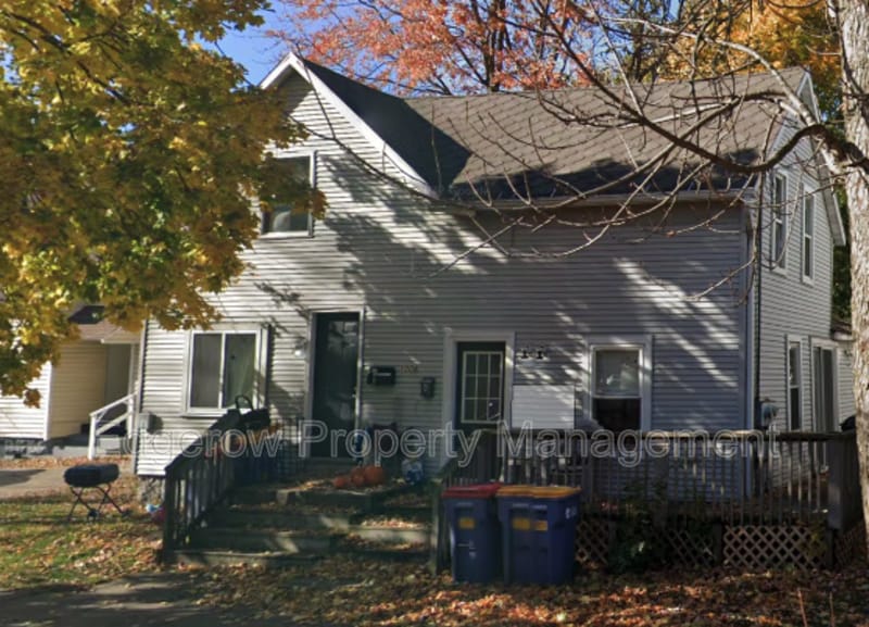 Photo - 1009 Quarry Ave NW Unit Apt 2 (North Side)