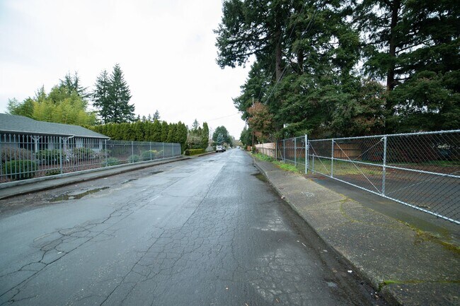 Photo - 3411-3423-3423 SE 85th Ave Unit 3415