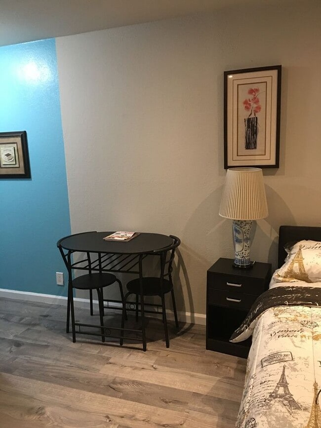 Photo - 3275 Parkhaven Dr