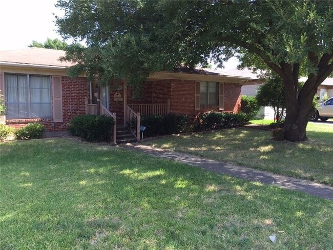 Photo - 10107 Muskogee Dr