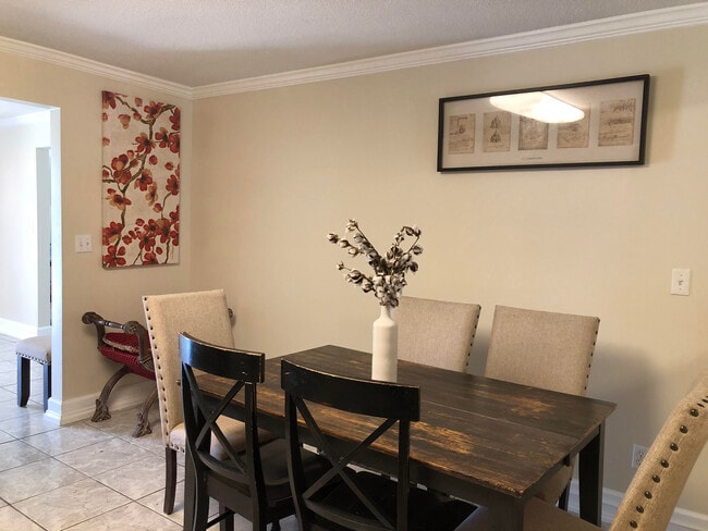 Photo - Johnson House