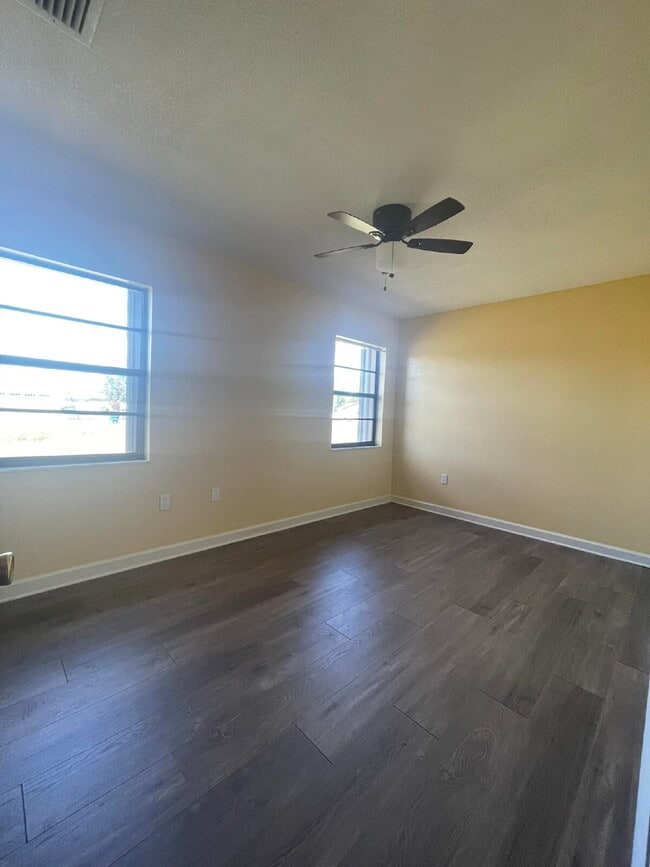Photo - 2-Bedroom and 2-Bathroom house